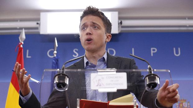 Batet tumba el grupo de Errejón pero le da una nueva oportunidad al margen del Reglamento