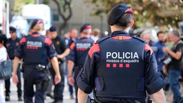 Una madre mata a sus dos hijas en Gerona y se suicida lanzándose contra un camión