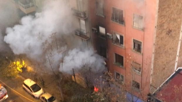 Detenido un hombre por el incendio en un edificio cerca de la Sagrada Familia