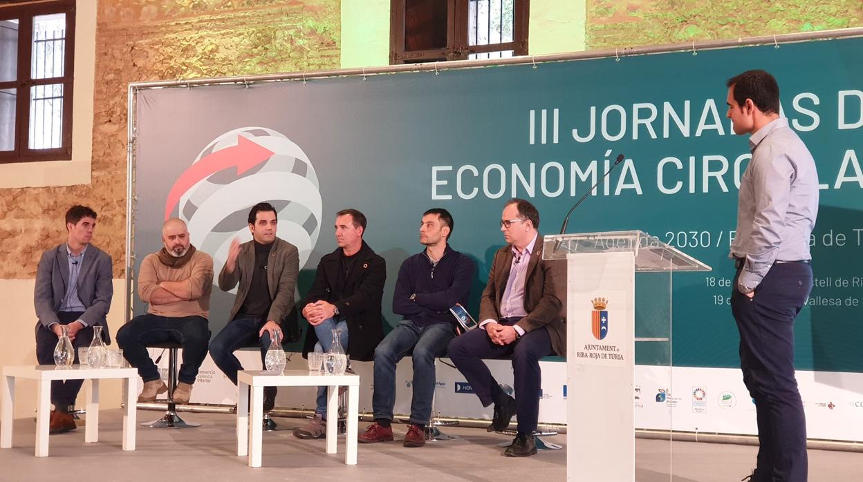 mesa redonda que se ha organizado hoy sobre el Proyecto GUARDIAN durante las III Jornadas de Economía Circular de Riba-roja de Túria