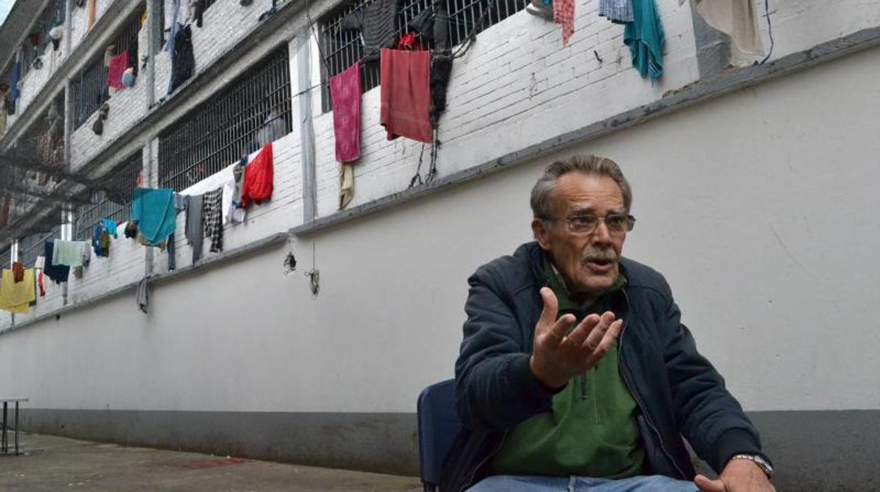 Rodrigo Cariñana, durante la entrevista para EFE en prisión