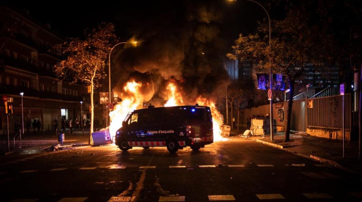 La protesta de Tsunami en el Clásico se cierra con un balance de diez detenidos y 60 heridos