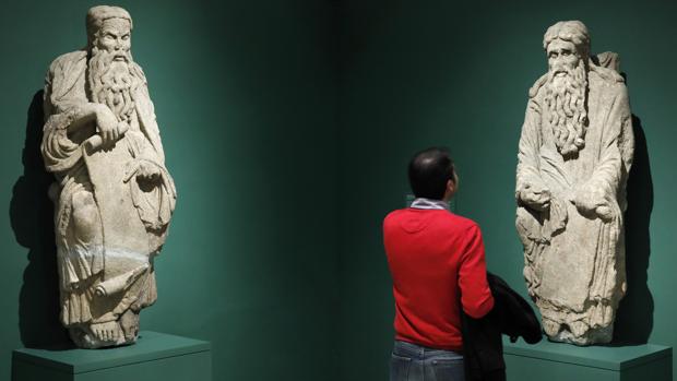 La Justicia vuelve a dar la razón a los Franco sobre la titularidad de las estatuas del Maestro Mateo