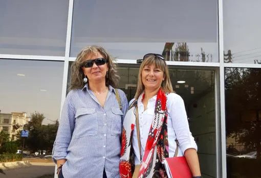 Las maestras Rosa Elena Román y Arancha Vilor, implicadas en el proyecto