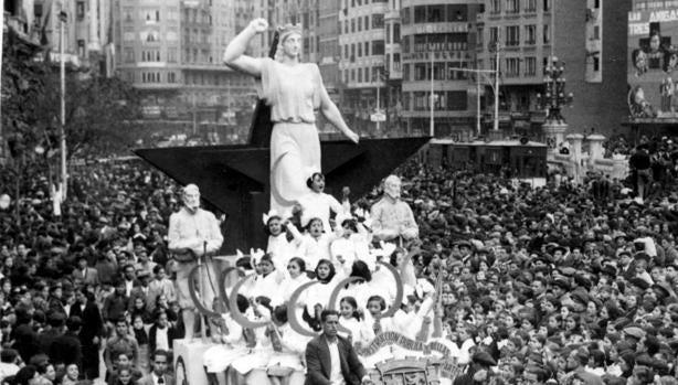 Valencia institucionaliza la «cabalgata laica» de enero que surgió de la exaltación a la República y a Stalin