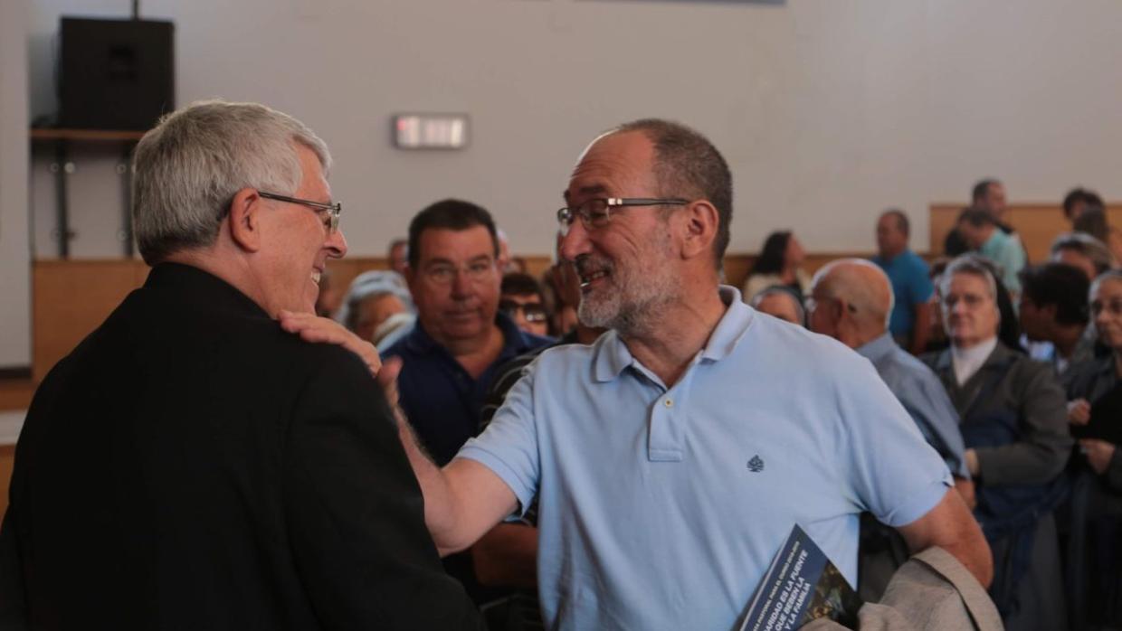 Monseñor Braulio Rodríguez en un encuentro con laicos en Toledo