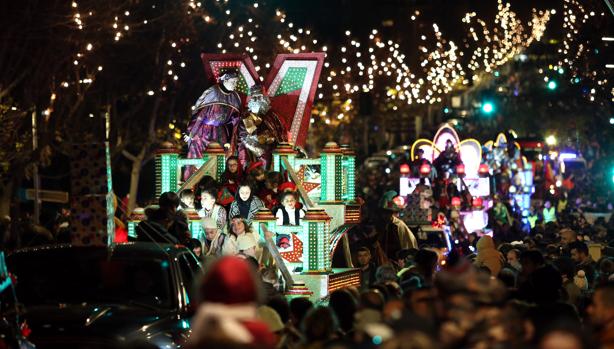 Espectacular Cabalgata de Reyes en Toledo