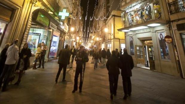 Detenido por violencia de género un hombre que se atrincheró con un cuchillo en su piso en La Coruña