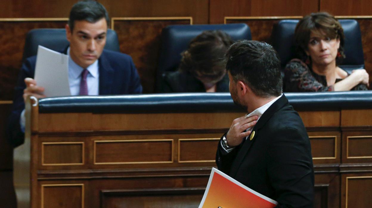 Pedro Sánchez y Gabriel Rufián en el Congreso