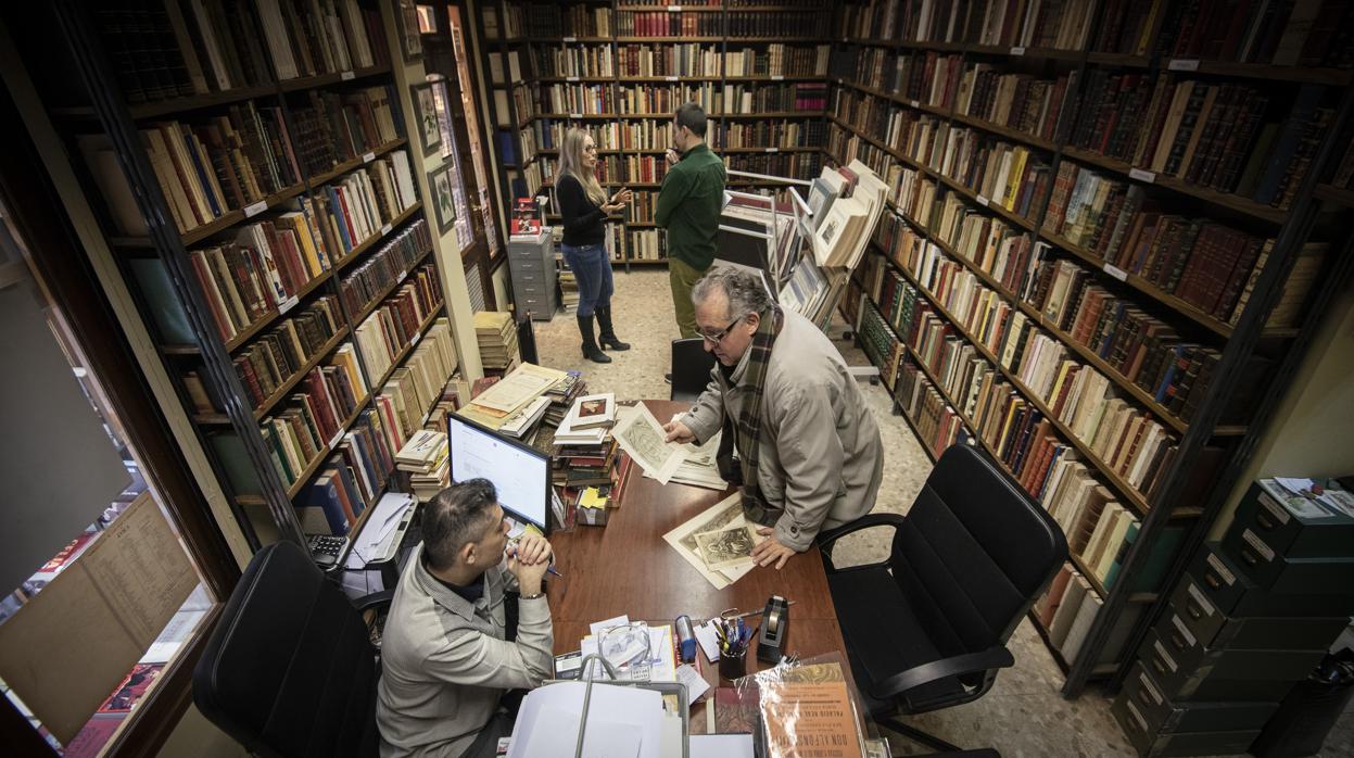 Interior de una libería de Madrid