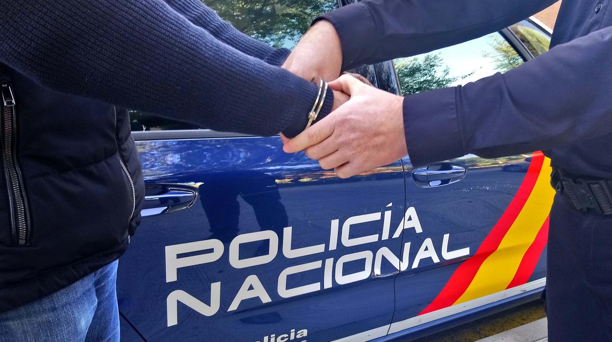 El arrestado se había ido ganando poco a poco la confiazna de la víctima