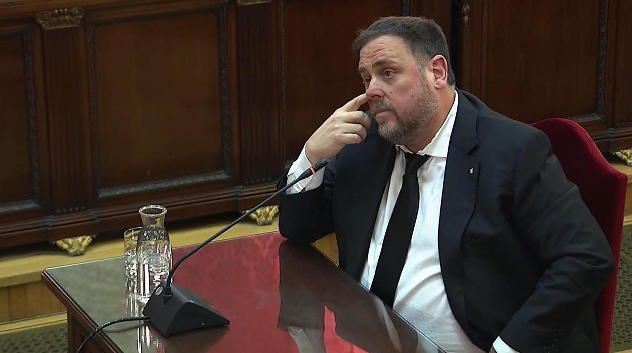 El exvicepresidente de la Generalitat, Oriol Junqueras, en el juicio del «procés» en el Tribunal Supremo