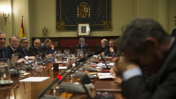 El Pleno del CGPJ se fractura y saca adelante el aval a Delgado sin valorar su idoneidad