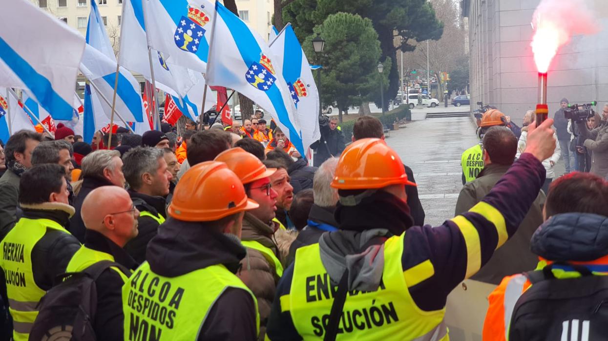 Trabajadores de Alcoa en Madrid