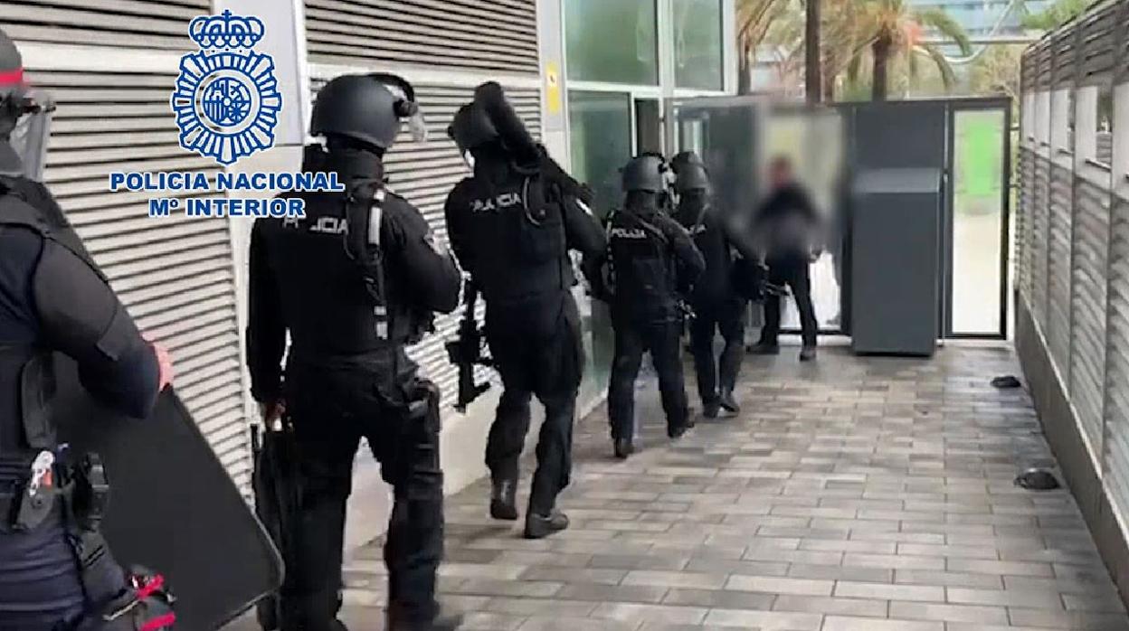 Detalles del operativo policial preparado justo antes de detener al fugitivo