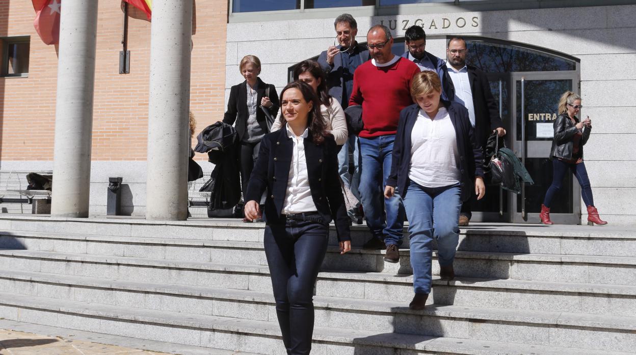 La alcaldesa de Getafe, Sara Hernánedz, a la salida del juicio por los vertidos ilegales al río Manzanares