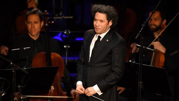 Gustavo Dudamel dirigirá en el Liceu una «Flauta Mágica» con Camarena y Rial como protagonistas