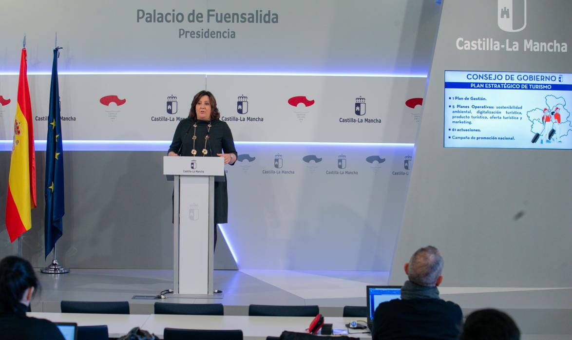 La consejera de Economía, Empresas y Empleo, Patricia Franco, en la rueda de prensa