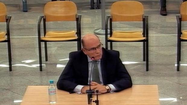Pérez de los Cobos: «Si Trapero hubiera dado un ultimátum a Puigdemont, el 1-O difícilmente habría seguido adelante»