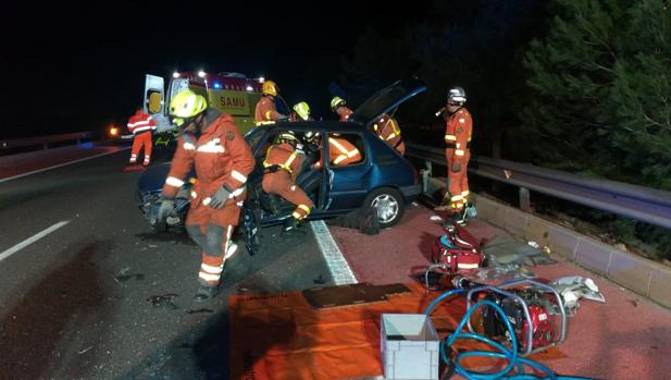 Dos personas resultan heridas en un accidente de tráfico múltiple en Sagunto