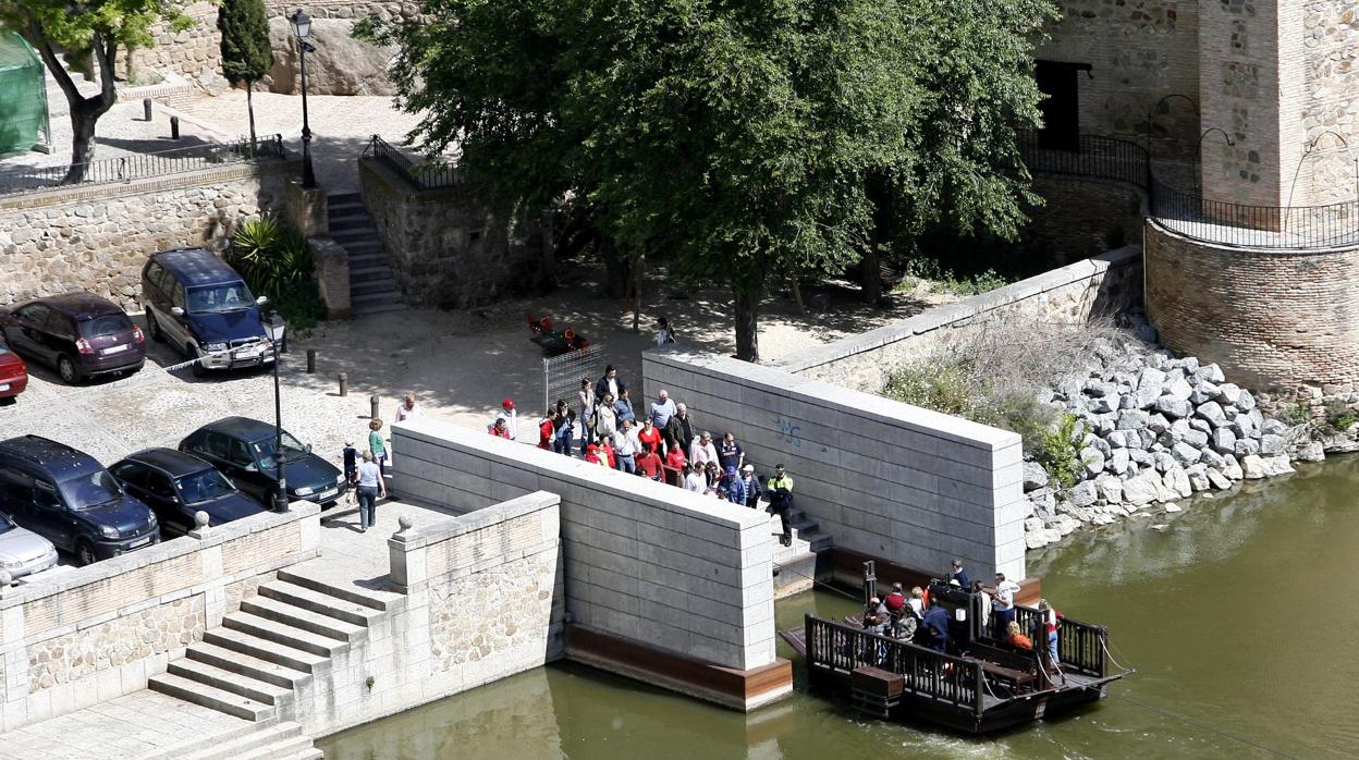 Con motivo de la Romería de la Virgen del Valle el horario de la barca se verá ampliado del siguiente modo: 30 de abril de 10:00 a 20:00 de manera ininterrumpida, y 1 de mayo de 08:00 a 20:00