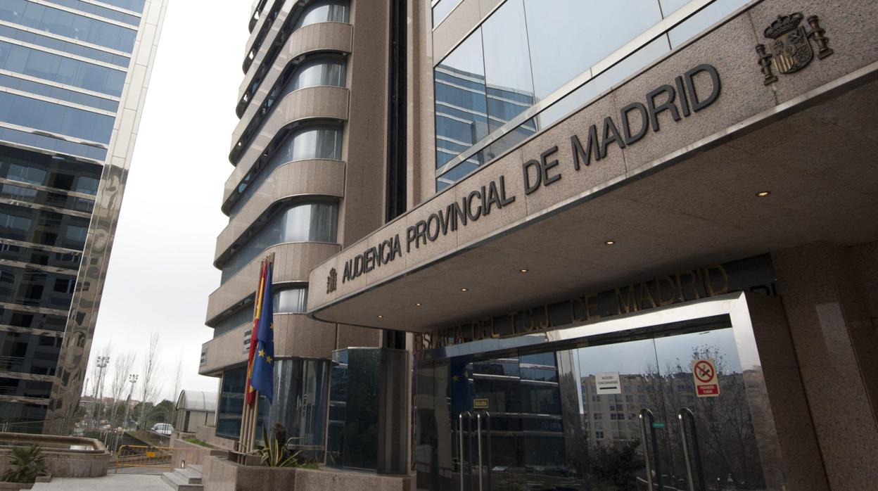 Vista exterior de la Audiencia Provincial de Madrid, donde será juzgado el agente