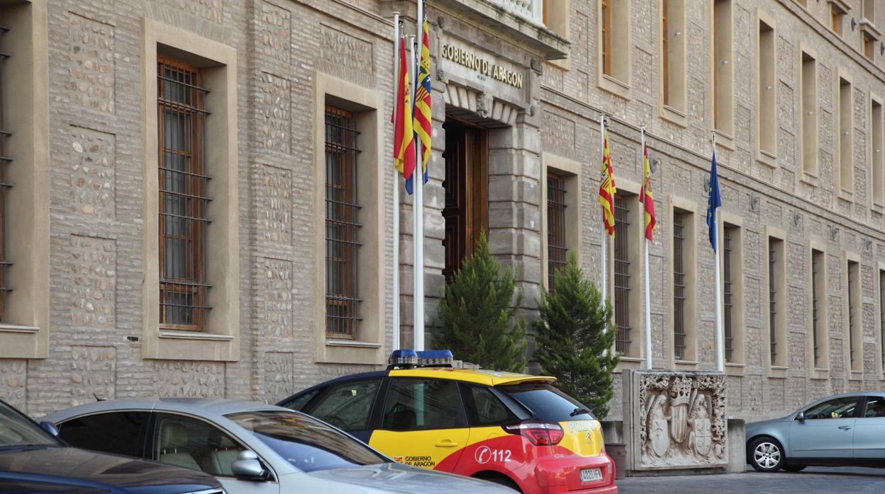 Edificio Pigantelli, sede central del Gobierno de Aragón, del que dependen unos 56.000 empleados públicos