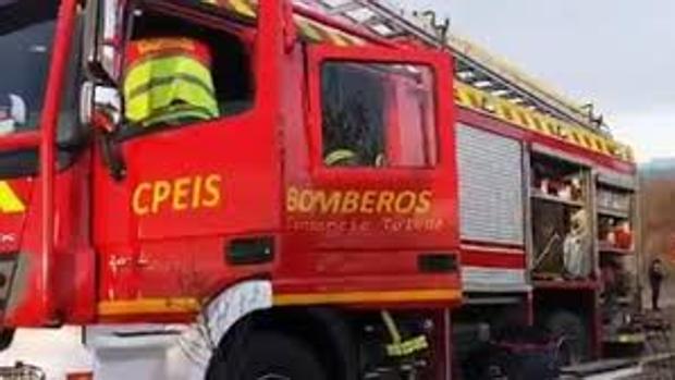 Una persona hospitalizada tras incendiarse una vivienda en Ajofrín