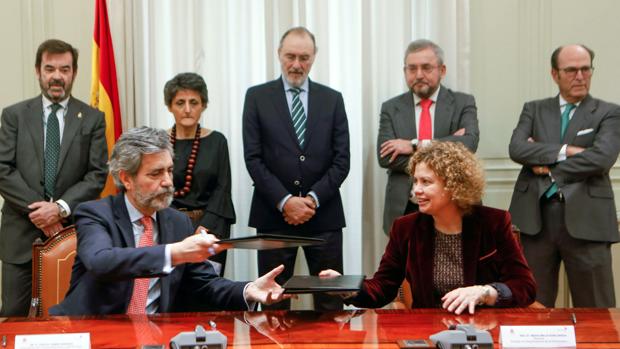 El CGPJ y los registradores colaborarán para que los jueces conozcan la titularidad real de sociedades mercantiles