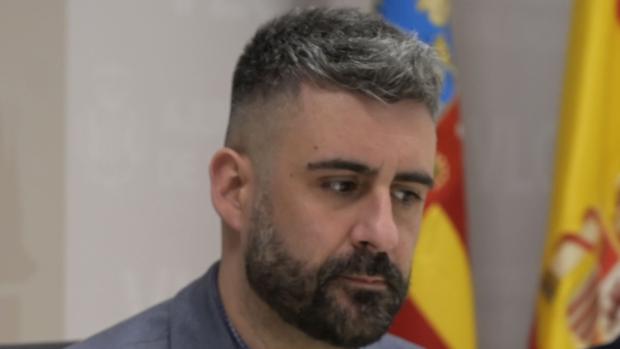 Un juez sienta en el banquillo al portavoz de Compromís en Valencia por la muerte de un trabajador