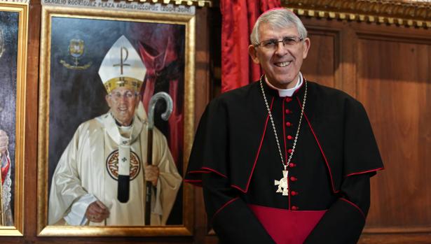 El retrato de Braulio Rodríguez ya cuelga en la sala Capitular de la catedral