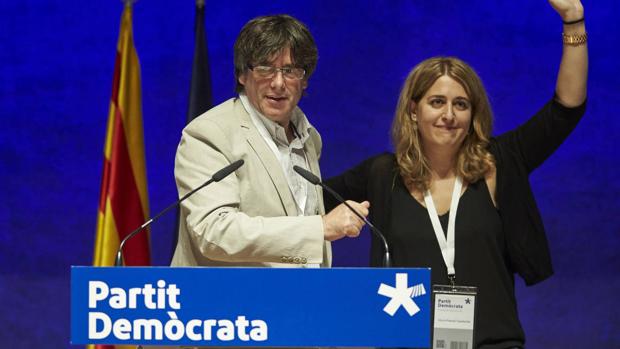 Marta Pascal, la senadora independentista que cuestionó a Puigdemont, deja el escaño
