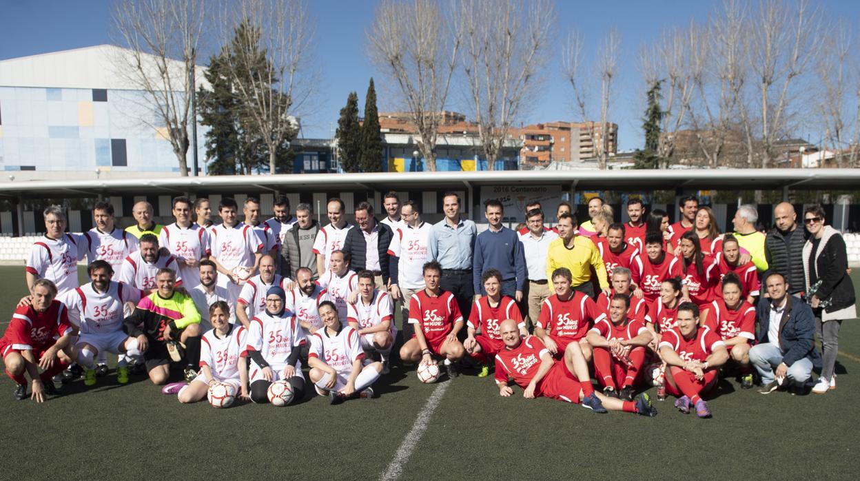 Partido amistoso entre políticos madrileños y periodistas, en Carabanchel