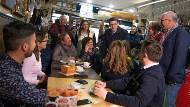 Casado y Rajoy arroparán a Feijóo a los 11 años de su primer triunfo