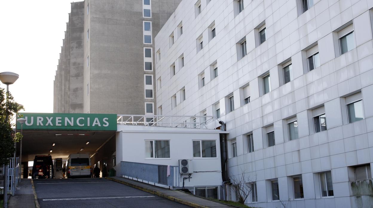 Acceso al servicio de Urgencias del Hospital Arquitecto Macide de Ferrol, en una imagen de archivo