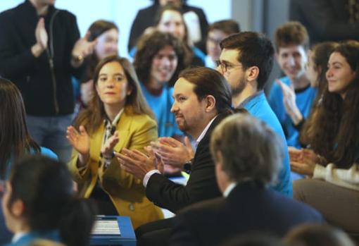 Pablo Iglesias se estrena como ministro de jornada con la Reina