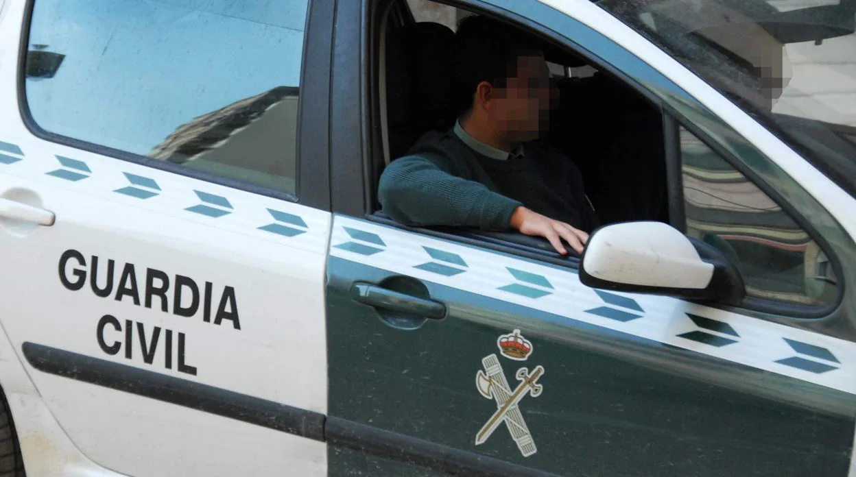 Imagen de archivo de un vehículo de la Guardia Civil, cuerpo encargado de la investigación