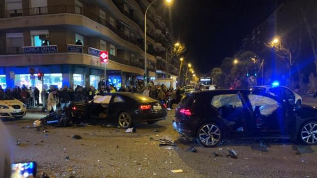 Un conductor ebrio y drogado mata a dos motoristas al huir de un control policial