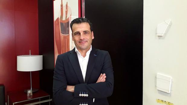 Alfred Costa toma posesión como nuevo director de À Punt a la espera de resolver una presidencia interina