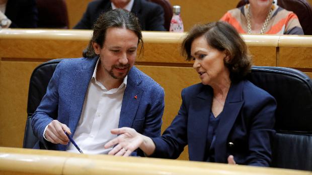 PSOE y Podemos escenifican un acercamiento tras su primera crisis