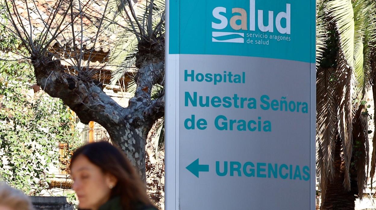 La epidemia de coronavirus ha diezmado el personal disponible en los hospitales de Zaragoza, donde casi 200 profesionales están de baja preventiva por riesgo de contagio