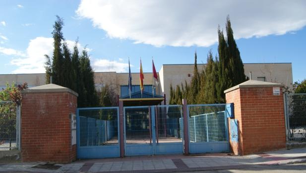 Denuncian casos positivos por coronavirus en centros educativos de Olías y Villaluenga de la Sagra