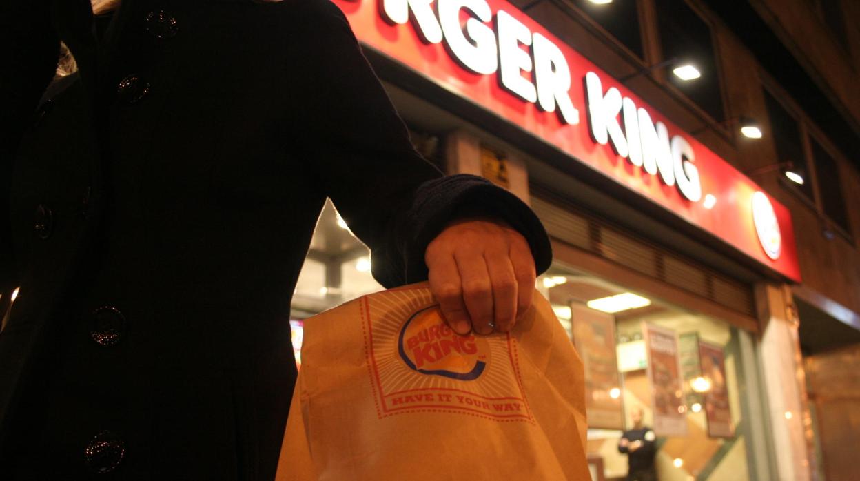 Burger King solo servirá sus pedidos a domicilio en la Comunidad de Madrid