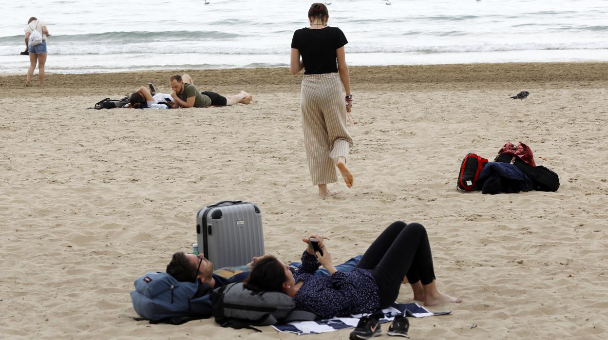 Imagen tomada este viernes en la playa del Postiguet de Alicante