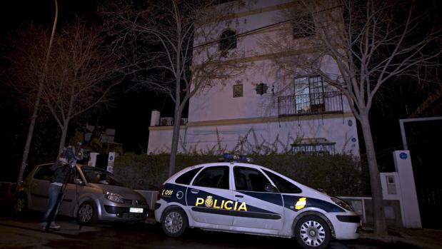 Denuncian a 50 personas por estar de fiesta en Granada en varias casas