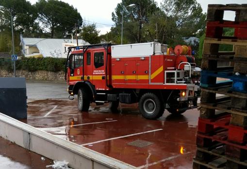 Un camión de la UME sale, este lunes, de un Dia de Majadahonda