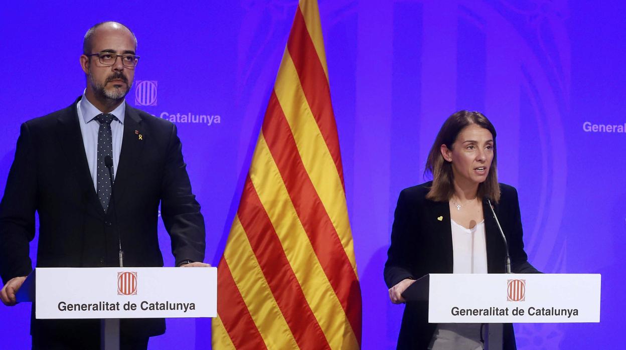 Los consejero Buch y Budó, en el Palau de la Generalitat