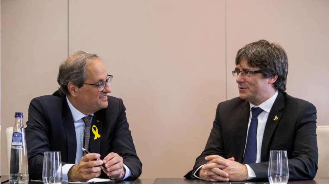 Torra y Puigdemont, durante una reunión en Bélgica en noviembre de 2019