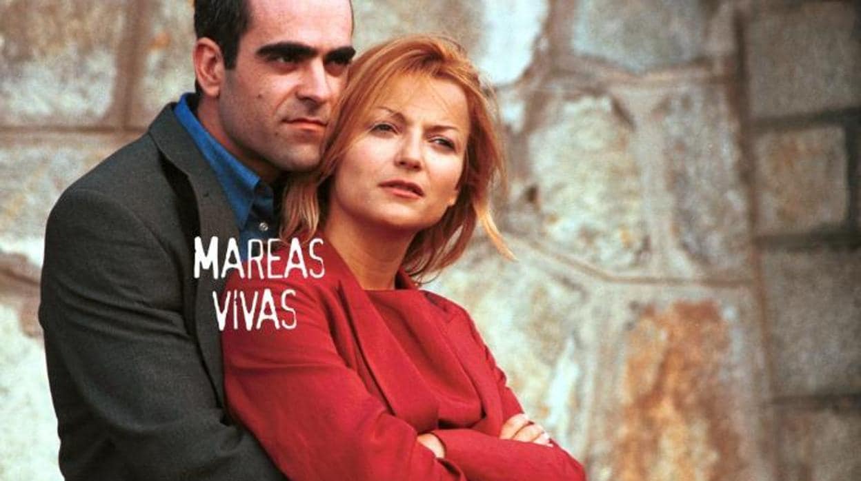 Luis Tosar e Isabel Blanco, en una imagen promocional de «Mareas Vivas»