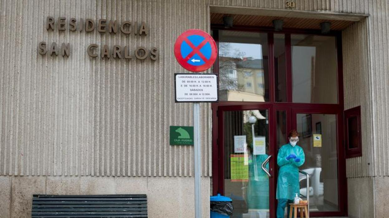 Exterior de una residencia orensana afectada por un brote de coronavirus